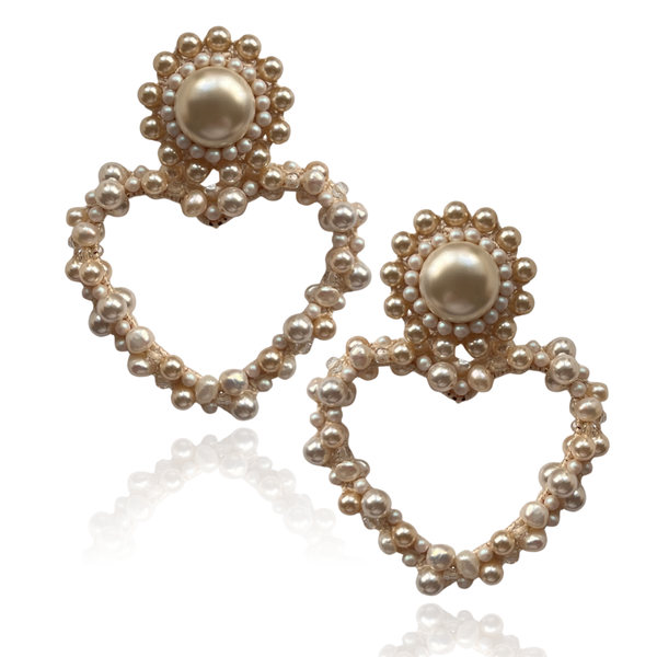 Cream Pearl Queen of Heart Earrings