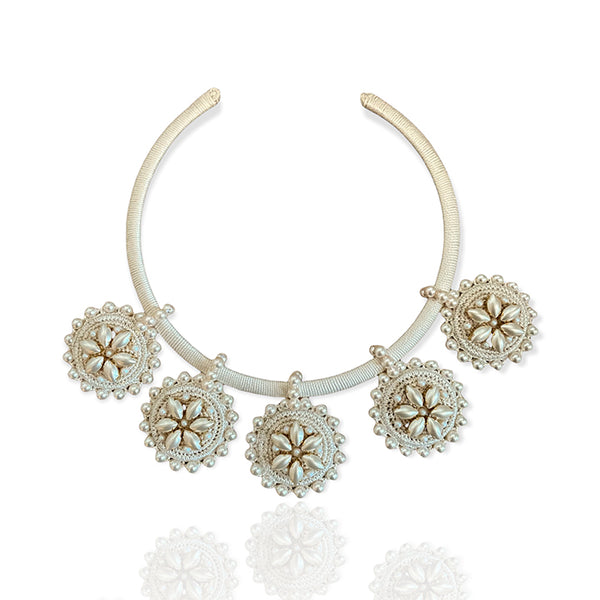 Cream Pearl Flower Necklace